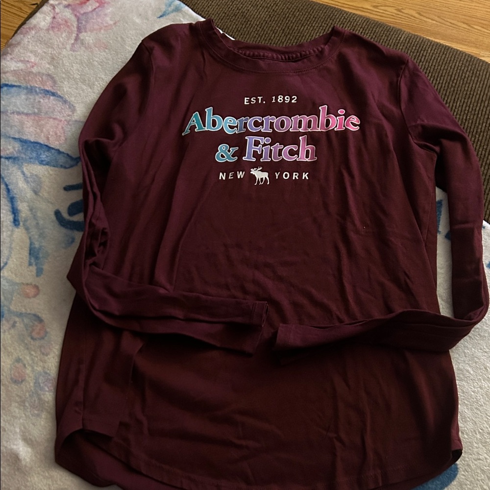 Abercrombie & Fitch Burgundy Long Sleeve Tee